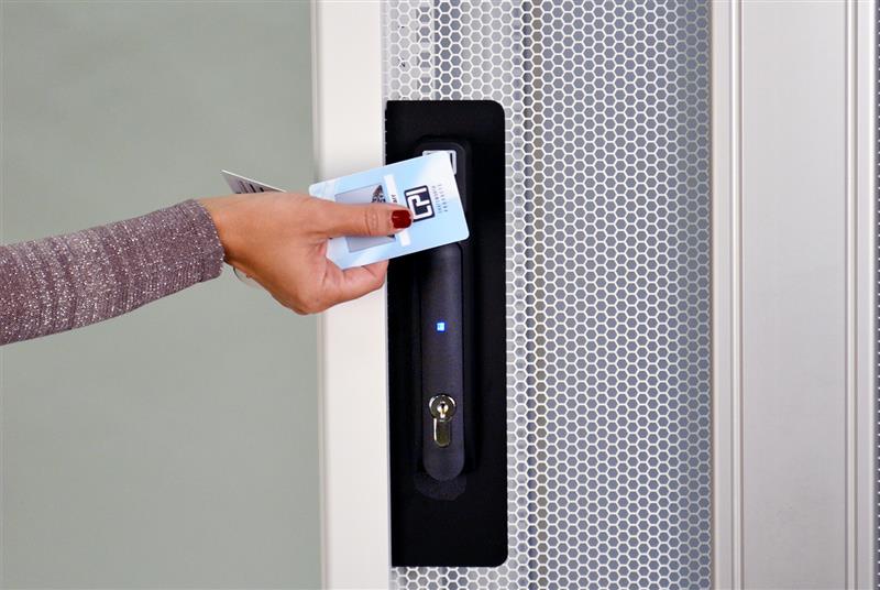 eConnect Electronic Access Control Smart Cards Image