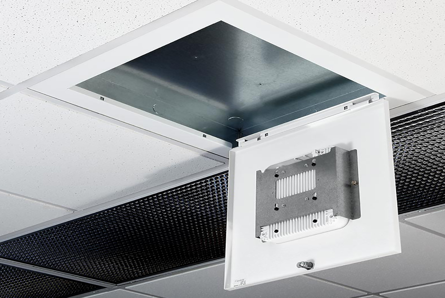 Oberon Wi-Tile Ceiling Enclosures 1047