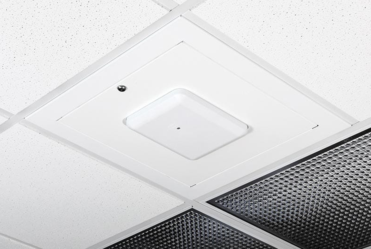 Oberon Wi-Tile Ceiling Enclosures 1047